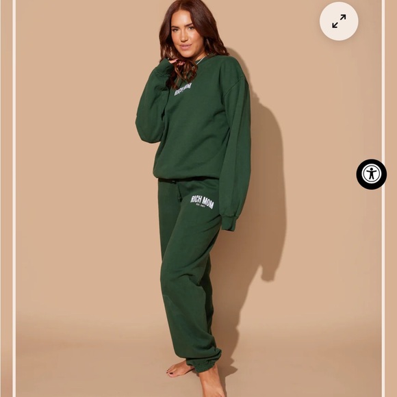 Rich Mom Tinx Sweatshirt and Sweatpants Set - Picture 1 of 8